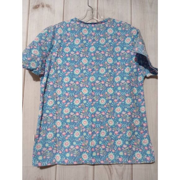 Crest Scrub Top Ladies Medium Blue Pink Floral Pastel - Picture 2 of 6